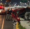 Auto chocado en avenida Paseo de los Leones en Monterrey.