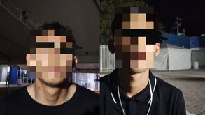 jóvenes de 21 años detenidos en Torreón.