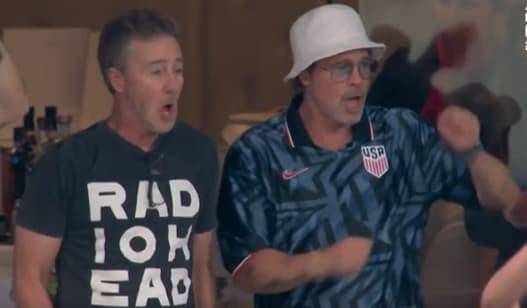 Edward Norton y Brad Pitt se reunieron para ver el partido de Turquía vs Estados Unidos lo cual generó miles de comentarios