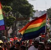 Integrantes de la comunidad LGBT asisten a la marcha del orgullo año tras año en la Ciudad de México.