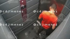 Repartidor es captado orinando dentro de un elevador en Atizapán.