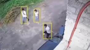 Captan a menores de edad vandalizando viviendas en Chalco.