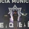 Un joven de 18 años fue detenido en Pesquería con 53 dosis de droga, una báscula digital y dinero en efectivo.
