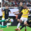 Jugadores de la Selección Mexicana en un partido ante Ecuador.