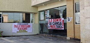 protestas en la presidencia municipal de tlacotepec de benito juárez