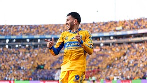 El agente de Ángel Correa acercó una oferta de River Plate, pero Tigres fue contundente: solo saldrá por la cláusula de rescisión. Entérate de los detalles.