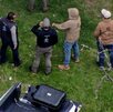Personas de búsqueda realizando labores en un paraje de Hidalgo.