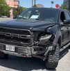 El accidente ocurrió frente al PRI en Saltillo y dejó daños materiales. Autoridades explicaron cómo se registró el percance.