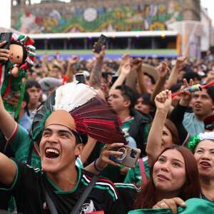 Conoce los puntos de la Ciudad de México en donde habrán pantallas, escenarios y baños para ver el partido de México vs Ecuador.