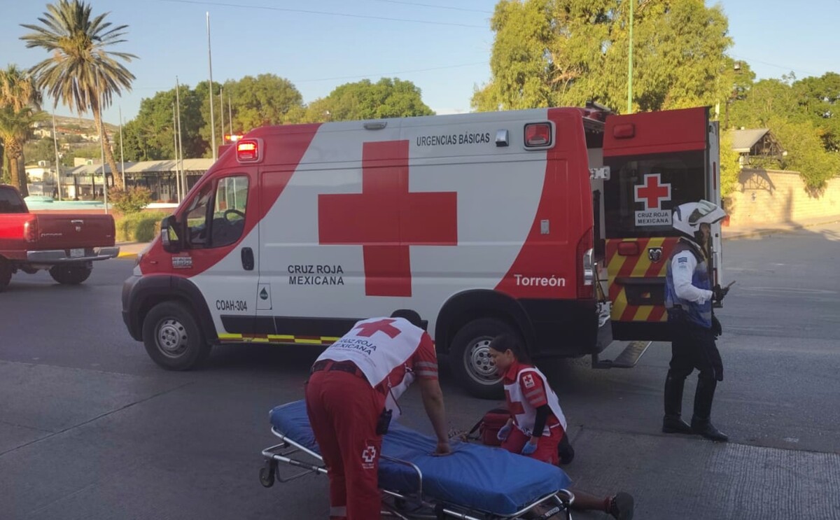 El conductor del auto sedán quedó en calidad de detenido.