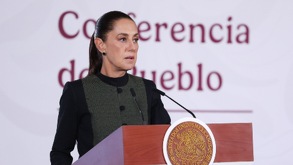 Claudia Sheinbaum mostró interés en la regulación de las redes sociales para menores de edad.