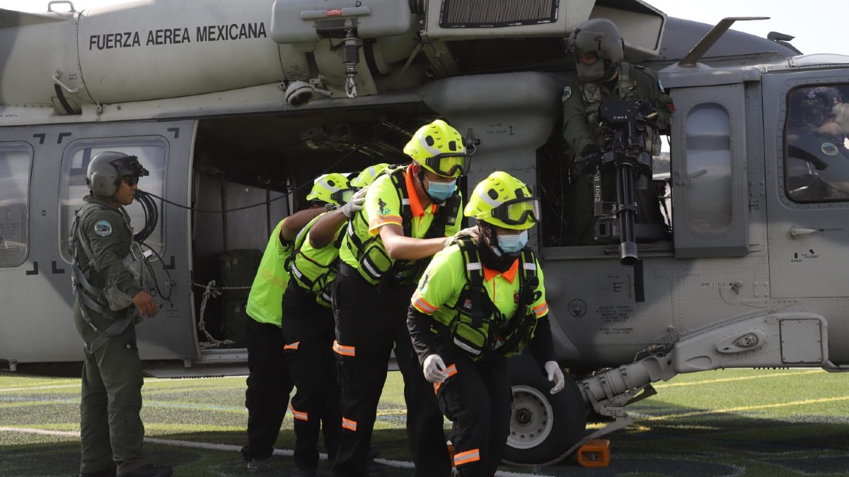 Desde ejercicios de evacuación médica hasta recorridos de vigilancia aérea