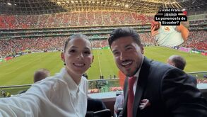 Mariana Rodriguez y Samuel García en Estadio Monterrey