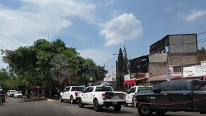Clausuran centro de gestoría vehicular con documentos falsos en Guadalajara