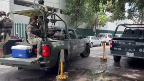 Expolicía es atacado a balazos en Guadalajara tras ser citado por internet para comprar un vehículo.