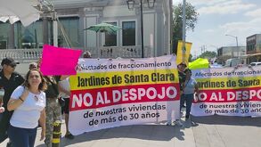 Alrededor de 60 familias de la colonia Jardines de Santa Clara en Guadalupe acusan despojo patrimonial