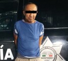 Un hombre fue detenido en el Centro de Monterrey tras presuntamente incitar a sus dos perros a atacar a una mujer de 41 años, quien sufrió mordidas.