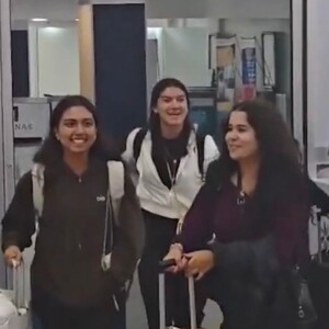 Las cuatro jóvenes queretanas que permanecían varadas en Venezuela tras los sismos registrados en ese país finalmente regresaron a México.