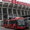 Metrobús afuera de Estadio de la Ciudad de México