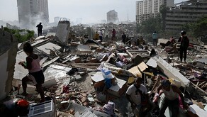 Dos terremotos causaron estragos en Venezuela la noche de este miércoles causando derrumbes en edificios y cerca de 200 muertes.