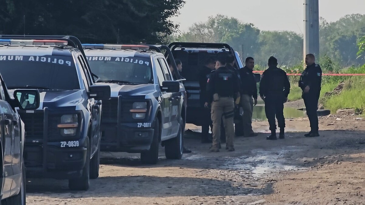 Una foto de los policías de Zapopan en el lugar de los hechos