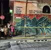 Dos mujeres murieron y un hombre resultó lesionado tras un ataque armado registrado al interior del Nando’s Bar en León.