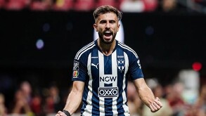 Diego Rossi realizó las pruebas médicas con el Monterrey.