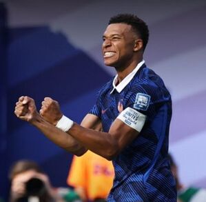 Kylian Mbappé celebrando el pase de Francia a Octavos de Final del Mundial 2026