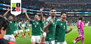 Jugadores de México celebrando el pase a Octavos de Final en el Mundial 2026.