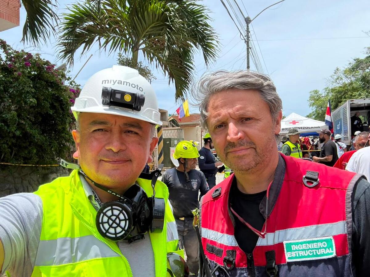 Ingenieros que participaron en rescates tras terremotos en Venezuela.