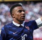 Fotografía de Mbappé en la cancha