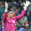 Raúl Rangel superó la marca de 56 años del 'Cuate' Calderón con más minutos sin recibir gol con México en un Mundial. Registra 347 minutos invicto.