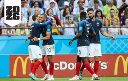 De remontadas épicas a polémicas imborrables. Repasamos los mejores y más emocionantes partidos de Octavos de Final en la historia de las Copas del Mundo.