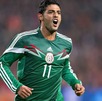 Carlos Vela festejando una anotación con la Selección Mexicana en 2014.