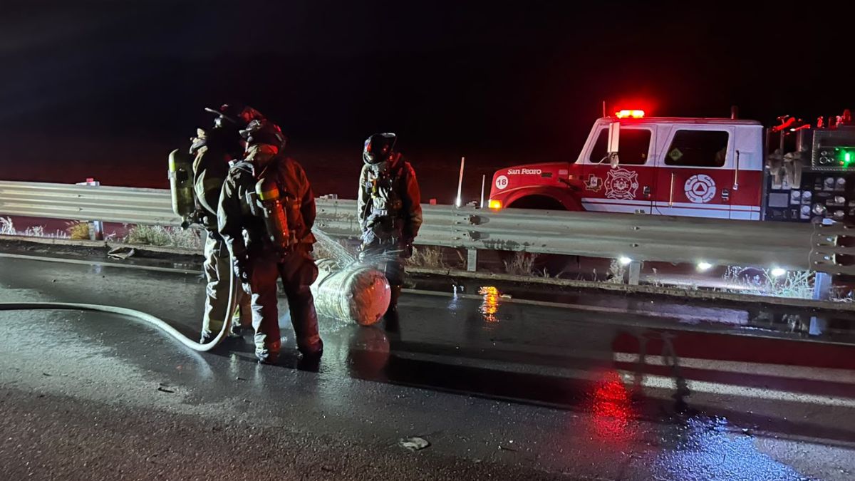 Fuga de gas por choque en la Saltillo-Torreón en Matamoros