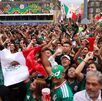 Fanáticos de México en Fan Fest del Zócalo por Mundial 2026