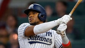 Maikel Franco jugando beisbol para un equipo de la LMB.