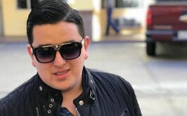 José Adán, cantante de regional mexicano que fue asesinado a balazos en su domicilio en Culiacán.