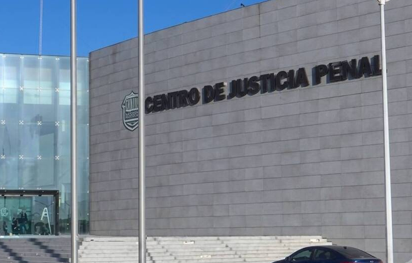 La audiencia definió la primera medida cautelar contra la exalcaldesa; el proceso continuará en los próximos días.