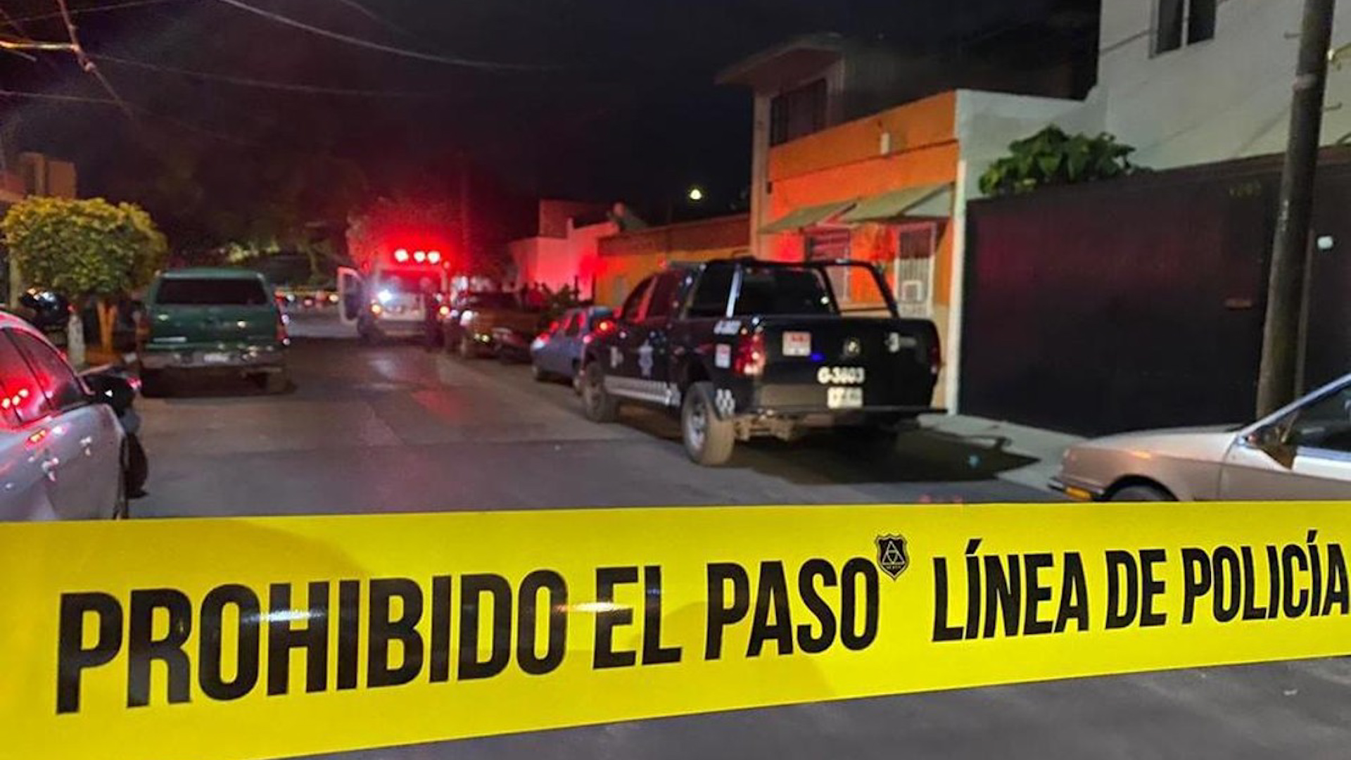 Mariel Romero Díaz, estudiante de 16 años, muere atropellada en Monterrey. Su amiga Isabella, de 15, sobrevivió. Conductor huyó sin auxiliar.