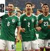 Jugadores de la Selección Mexicana festejando un gol del Mundial 2026 en el estadio Azteca.