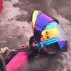 Motociclista atrapada por inundaciones en edomex