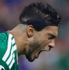 Fotografía de Raúl Jiménez con su diadema en la cabeza