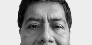 Autor Ismael Abad Cadena