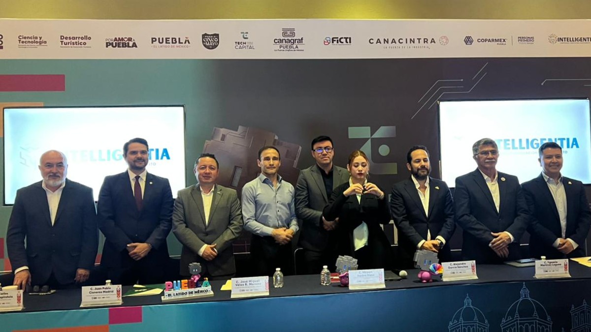 Autoridades de tecnología y ciencia presentan evento en Puebla