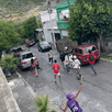 En respuesta, elementos de la Policía Municipal y del Grupo de Reacción Sureste acudieron al lugar para controlar la situación