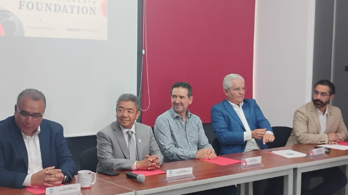Representantes de organizaciones de alimentos presentan programa de ayuda en la Mixteca poblana