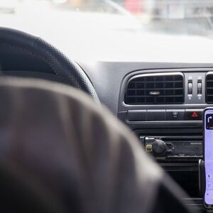 Plataformas de transporte ejecutivo como uber y didi serán reguladas en el estado de Veracruz.