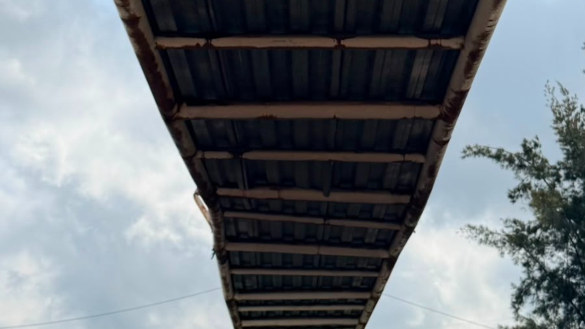 Puente por debajo