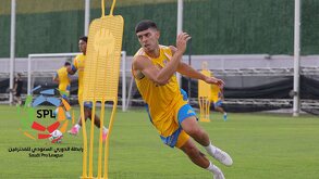 Juan Brunetta entrenando con Tigres en el CET durante la pretemporada de cara al Apertura 2026 en la Liga MX.